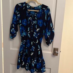 Gorgeous Yumi Kim silk floral navy mini dress, worn once.